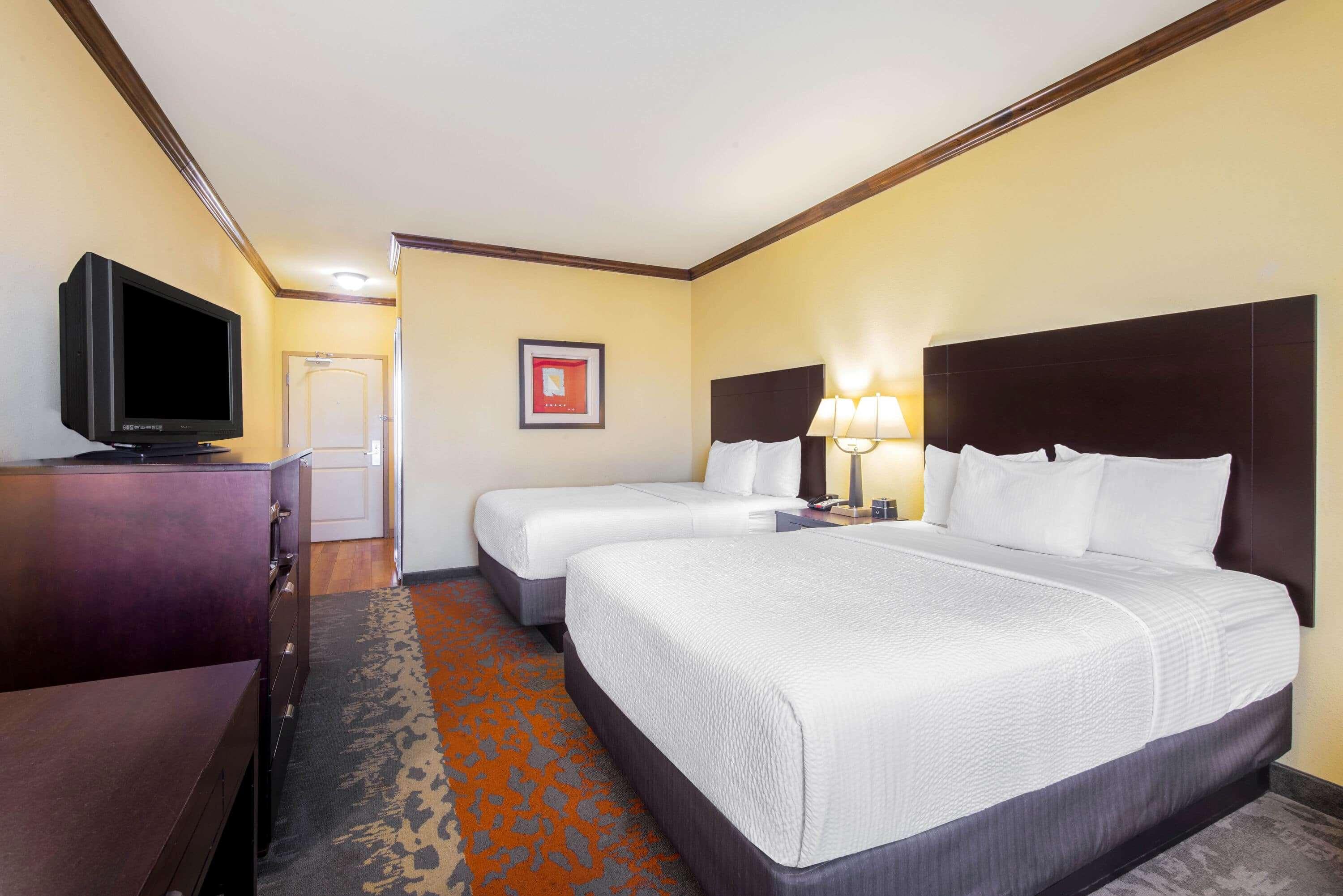 Отель La Quinta By Wyndham Eastland Экстерьер фото